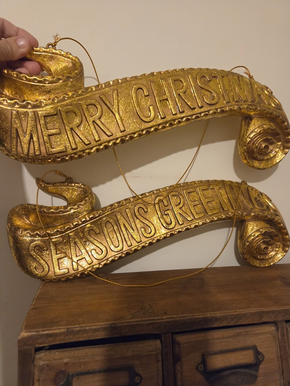 Gold "Merry Christmas / Season's Greetings" Holiday Wall Banners 1980